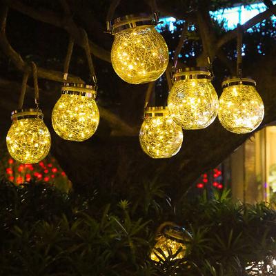 Luces colgantes solares Botella de vidrio agrietada de Navidad Luces Jardín al aire libre Bola de colores Luces de decoración de jardín
